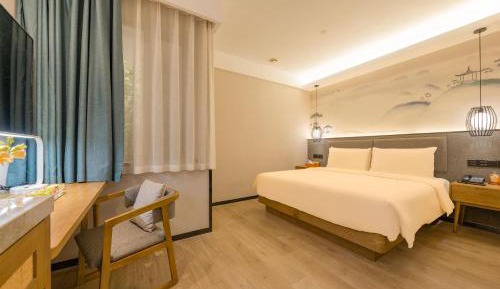 Standard Double Room with Inner Window