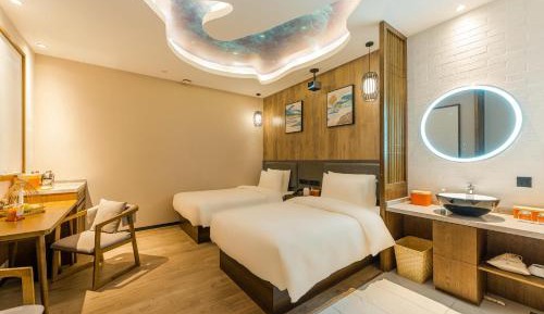 Standard Twin Room without Window