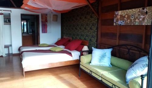 One-Bedroom Bungalow