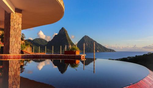 Galaxy Infinity Pool Sanctuary