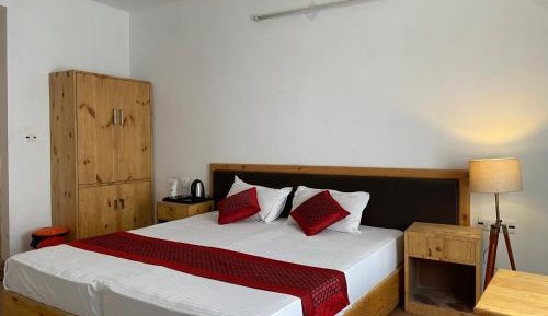 Deluxe Double or Twin Room with Garden View