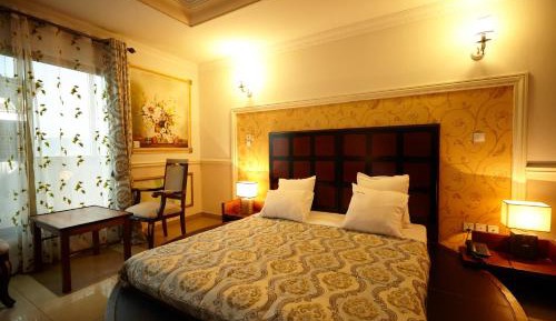 Large Double Room
