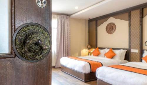Apartment suits with free Airport Pickup
