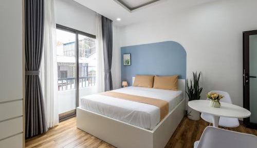 Studio with Balcony