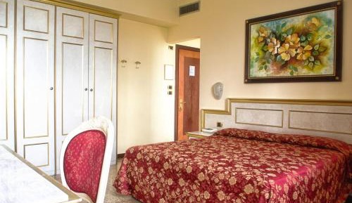 Classic Double Room with Balcony