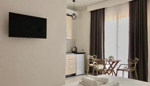 Family Studio