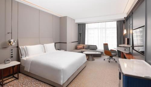 Standard King Room