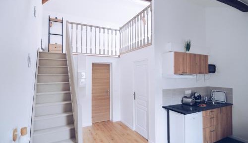 Studio - Split Level