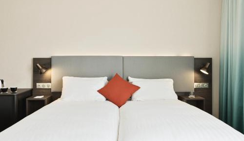Standard Room with Two Single Beds