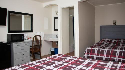 Quadruple Room with Sea View