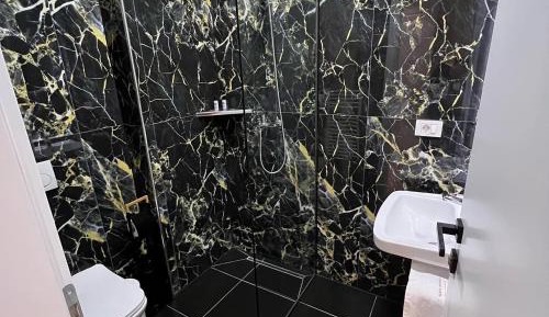 Twin Room with Bathroom