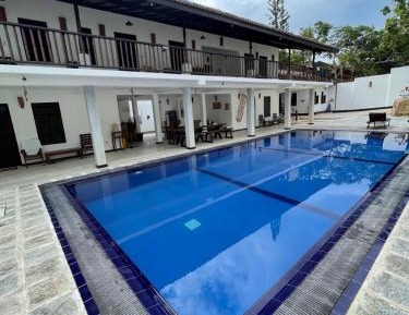 Triple Room with Pool View