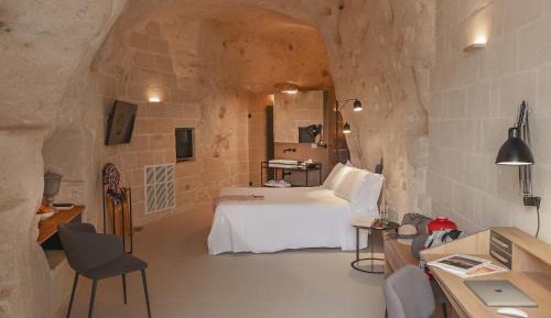 Deluxe Junior Suite - Cave