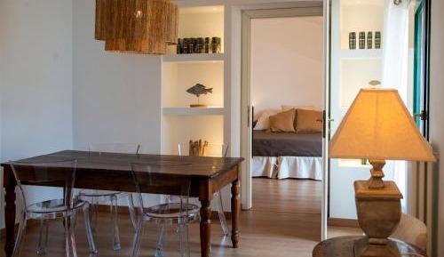 Apartment with Lake View