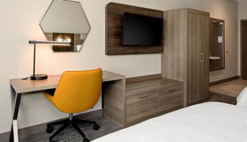 Standard Room with Two Queen Beds