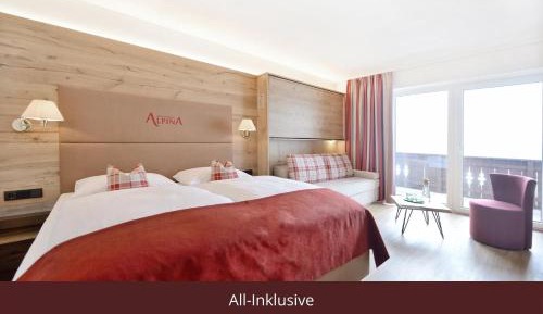 Junior Suite with Balcony