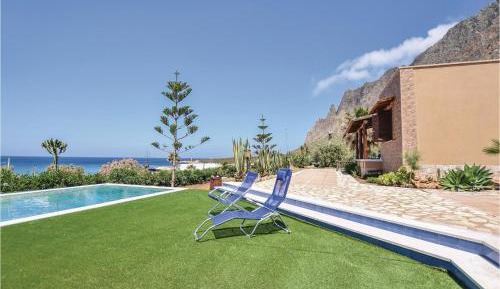 Four-Bedroom Holiday Home