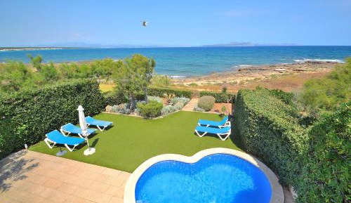 Villa - Beach Front