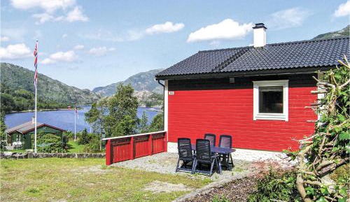Four-Bedroom Holiday Home