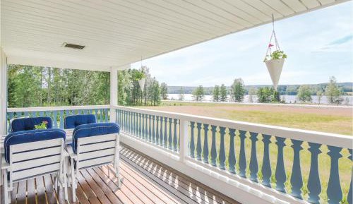 Two-Bedroom Holiday Home