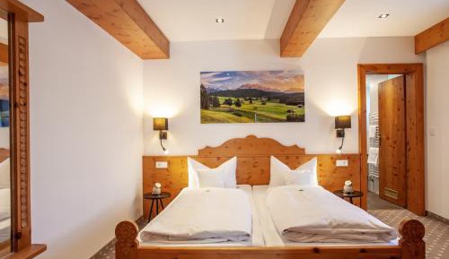 Junior Suite with Mountain View