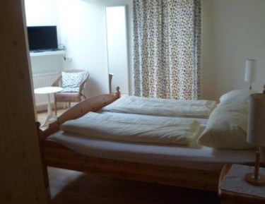 One-Bedroom Apartment with Balcony