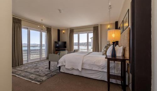 King Room with Lake View