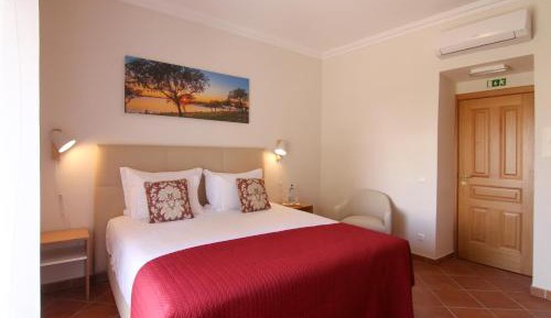 Suite with Garden View