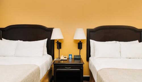 Suite with Two Double Beds
