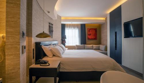 Superior King Room