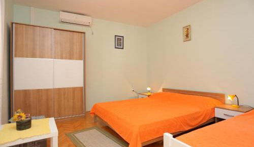 Studio with Terrace and Sea View
