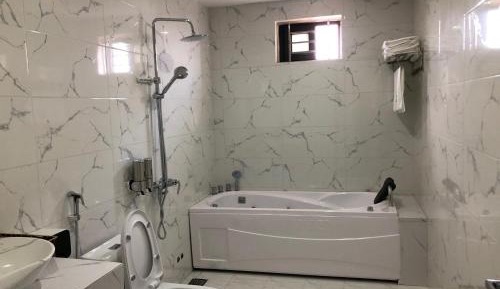 Deluxe Family Suite
