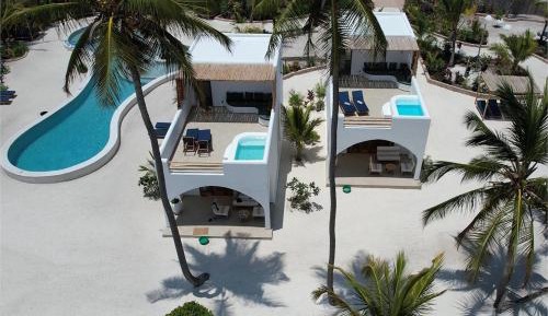 Villa - Beach Front
