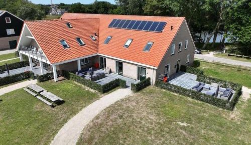 Five-Bedroom Apartment