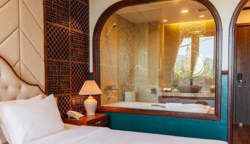Junior Suite with Balcony