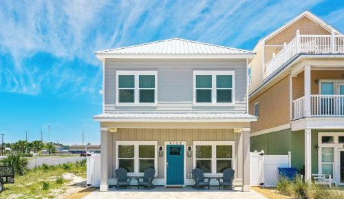 Five-Bedroom Holiday Home