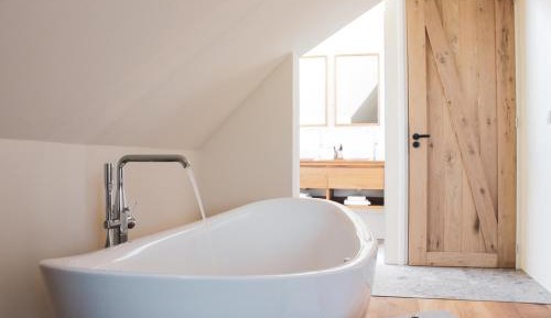 Deluxe Double Room with Bath