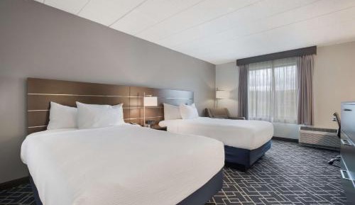 Double Room with Two Double Beds - Non-Smoking