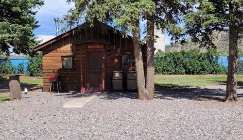 One-Bedroom Chalet - Pet Friendly