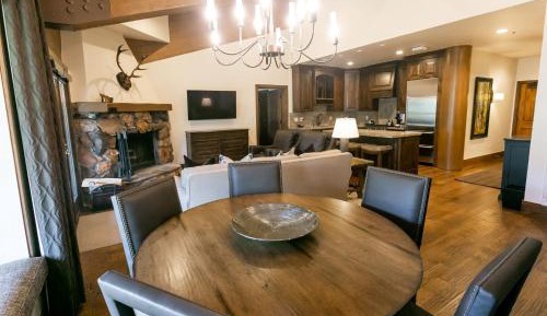 One-Bedroom Suite