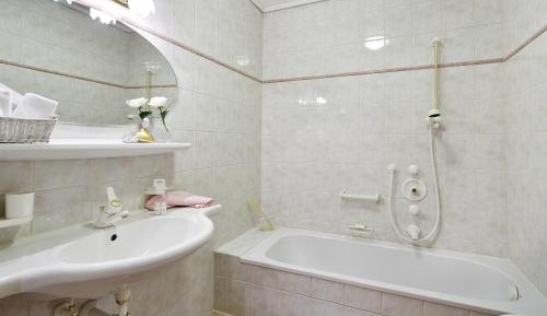 Deluxe Single Room with Balcony