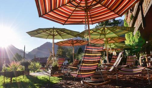 Superior Double or Twin Room with Mountain View (2 Adults + 1 Child)