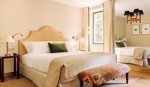 Deluxe Room with Garden View