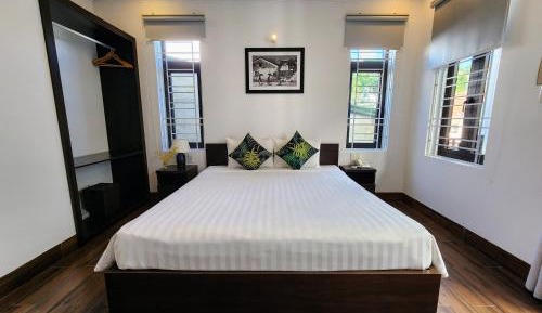 Double or Twin Room with Balcony