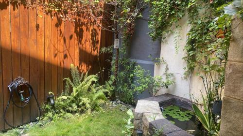 Deluxe Double Room with Shower