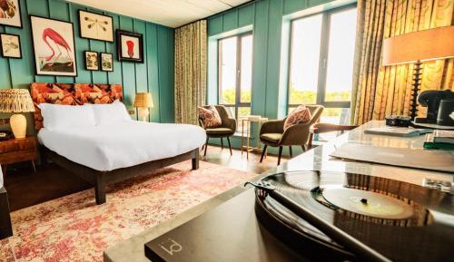 The Lakeview Classic