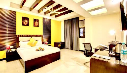 Deluxe King Room