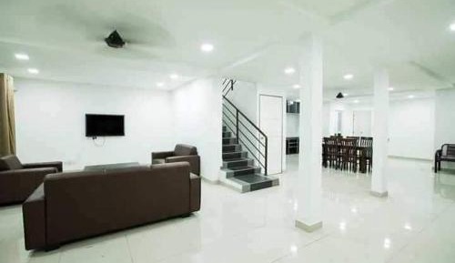 Five Bedroom House ( Whole unit )