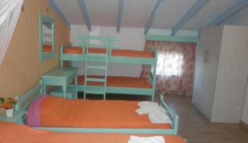 Family One-Bedroom Apartment - Split Level