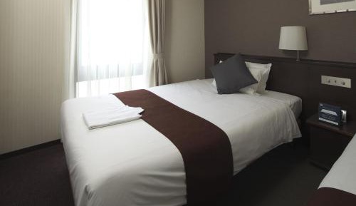 Twin Room - Non-Smoking